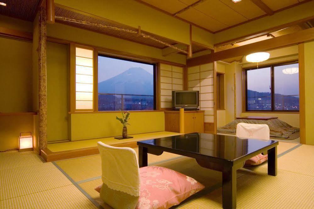 Fujisan Onsen Bessho Sasa Fujiyoshida Exterior foto