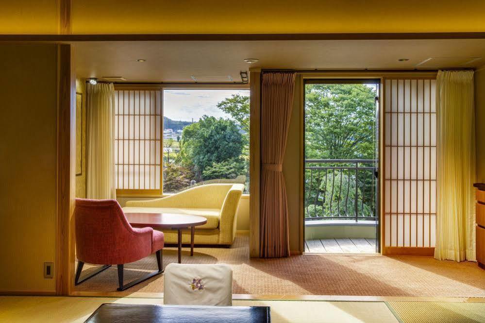 Fujisan Onsen Bessho Sasa Fujiyoshida Exterior foto
