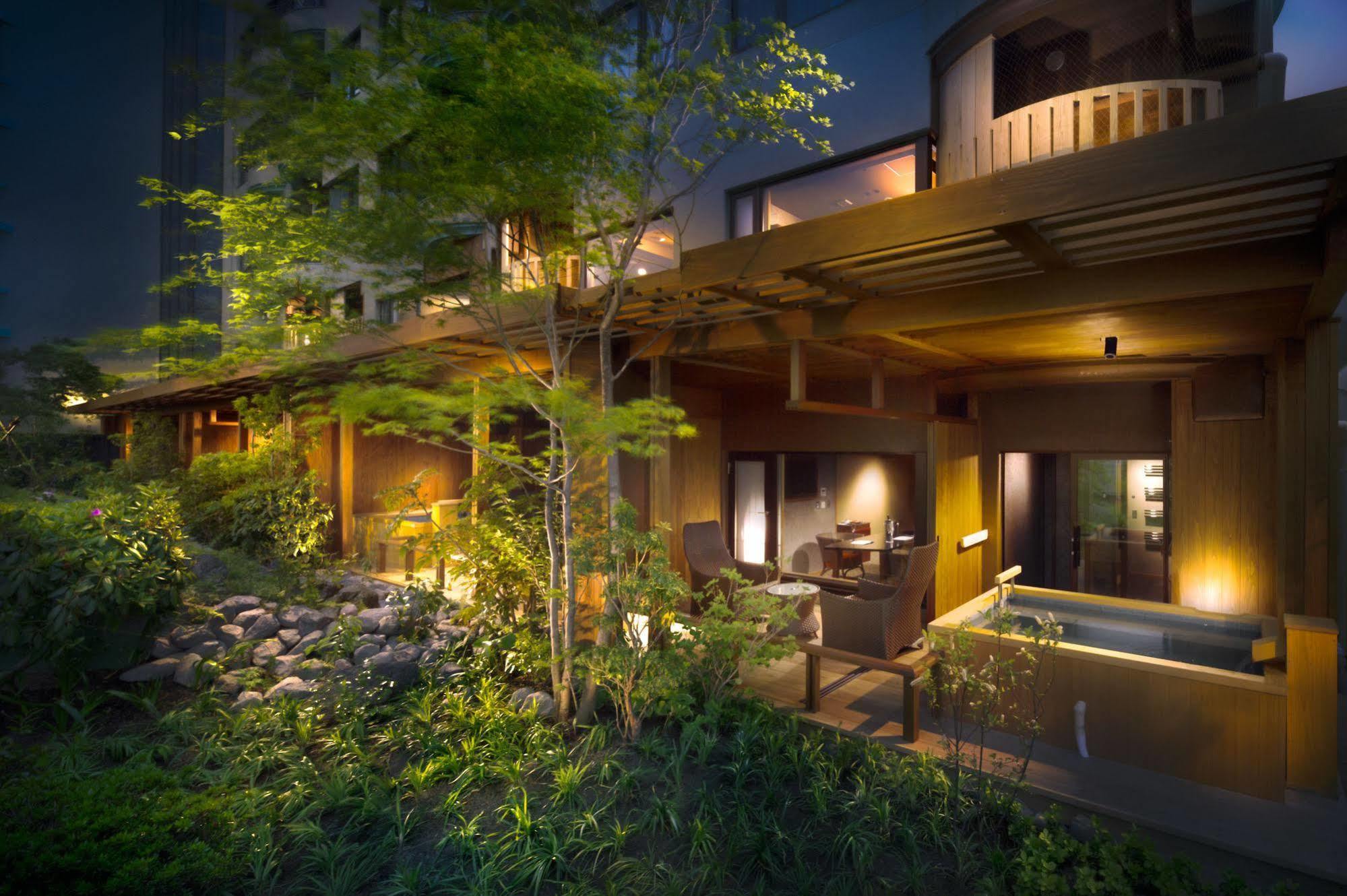 Fujisan Onsen Bessho Sasa Fujiyoshida Exterior foto