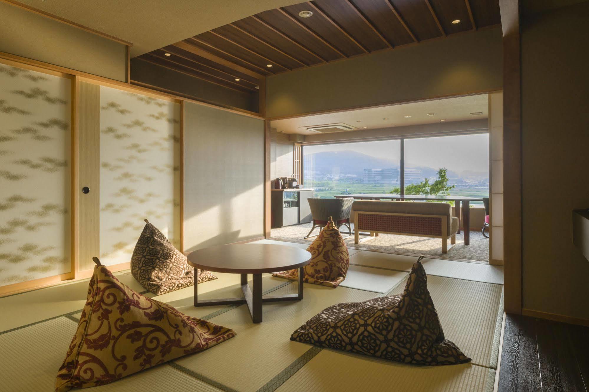 Fujisan Onsen Bessho Sasa Fujiyoshida Exterior foto