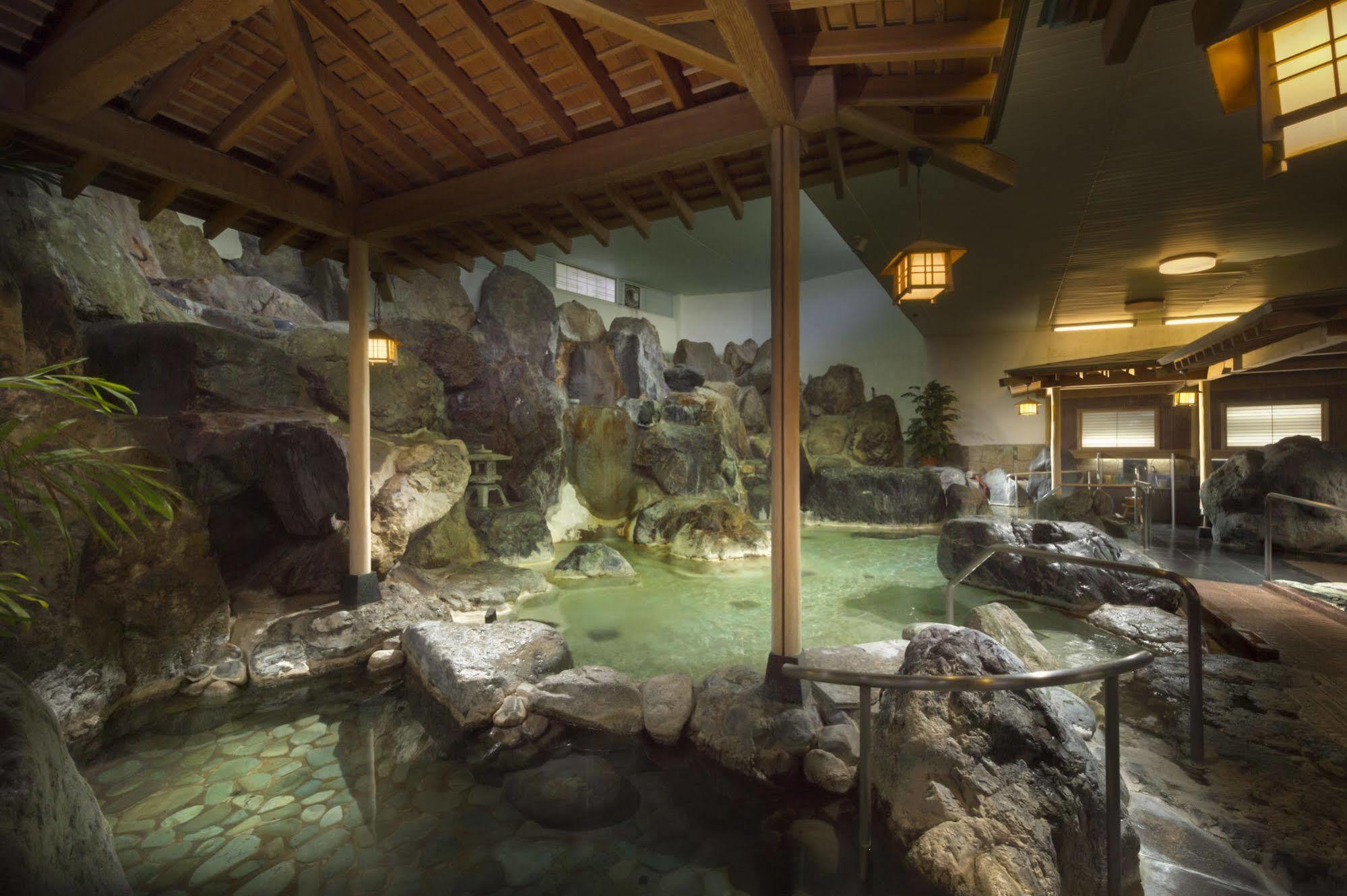 Fujisan Onsen Bessho Sasa Fujiyoshida Exterior foto