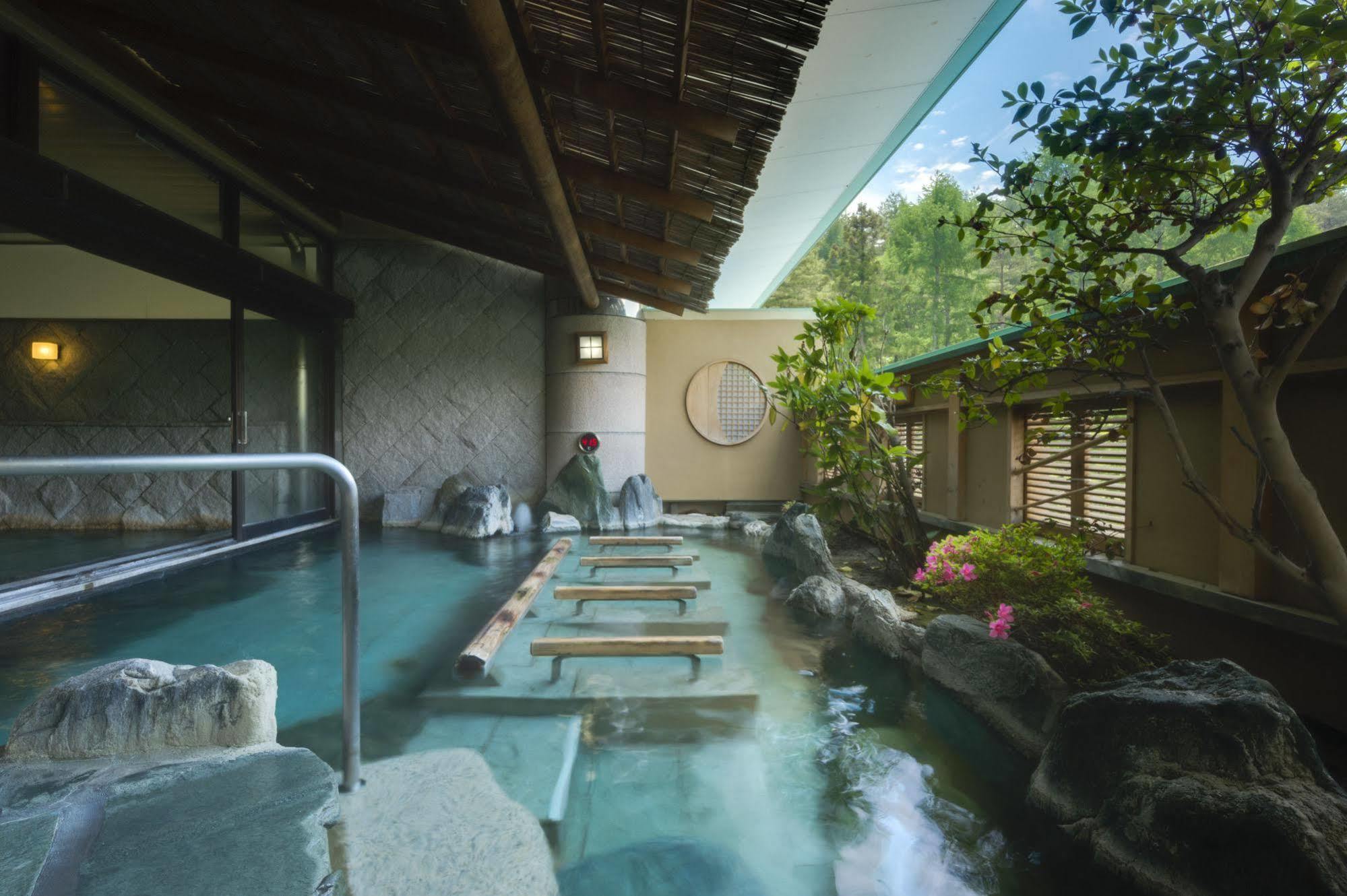 Fujisan Onsen Bessho Sasa Fujiyoshida Exterior foto